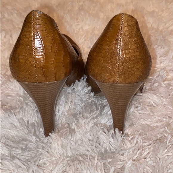 Brown Snake Print Heels with Platform - Picture 5 of 5